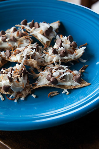 Frosting, Toasted Coconut & Chocolate Chips 